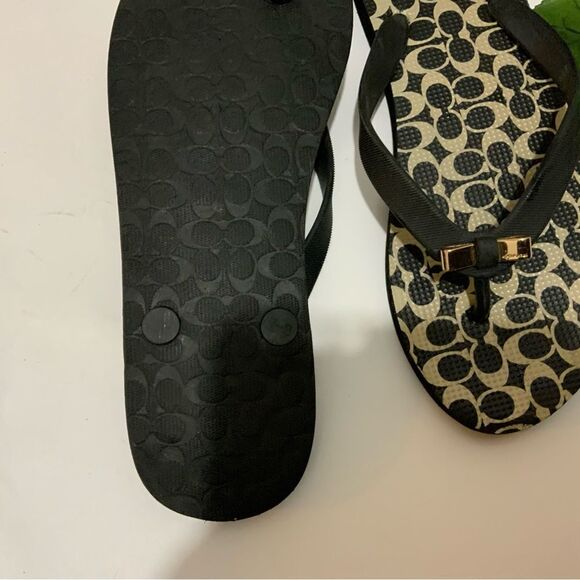 Coach Amel Black and Tan Rubber Signature C Flip Flop Sandals Silver Bow … - Picture 6 of 12